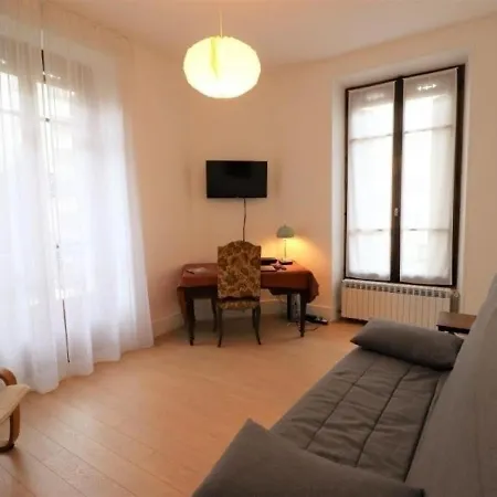 Annecy, 3 Pièces, 4 Personnes - Fr-1-432-77