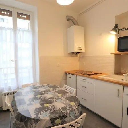 Annecy, 3 Pièces, 4 Personnes - Fr-1-432-77