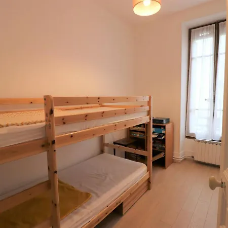Annecy, 3 Pièces, 4 Personnes - Fr-1-432-77