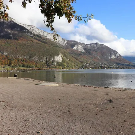 Appartement Annecy, 3 Pièces, 4 Personnes - Fr-1-432-77 *